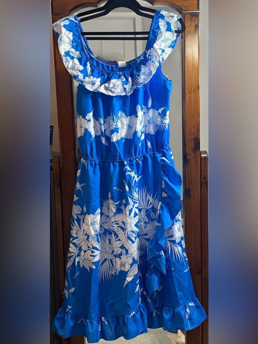 1970s Royal Creations Blue Floral Hawaiian Vintage Off-the-shoulder Dress